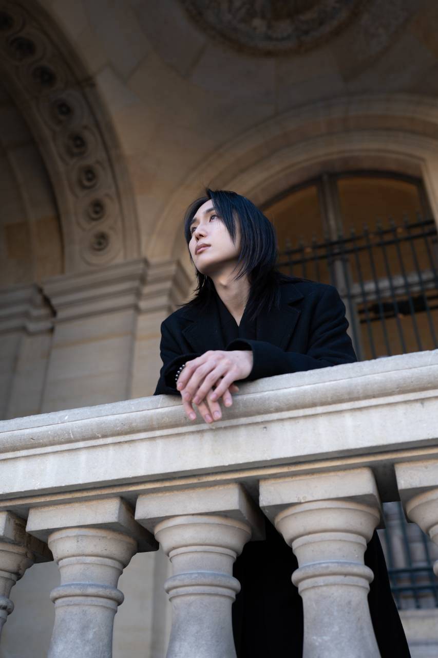 フランス・パリでヘアスタイリストとして活躍するYutaくん